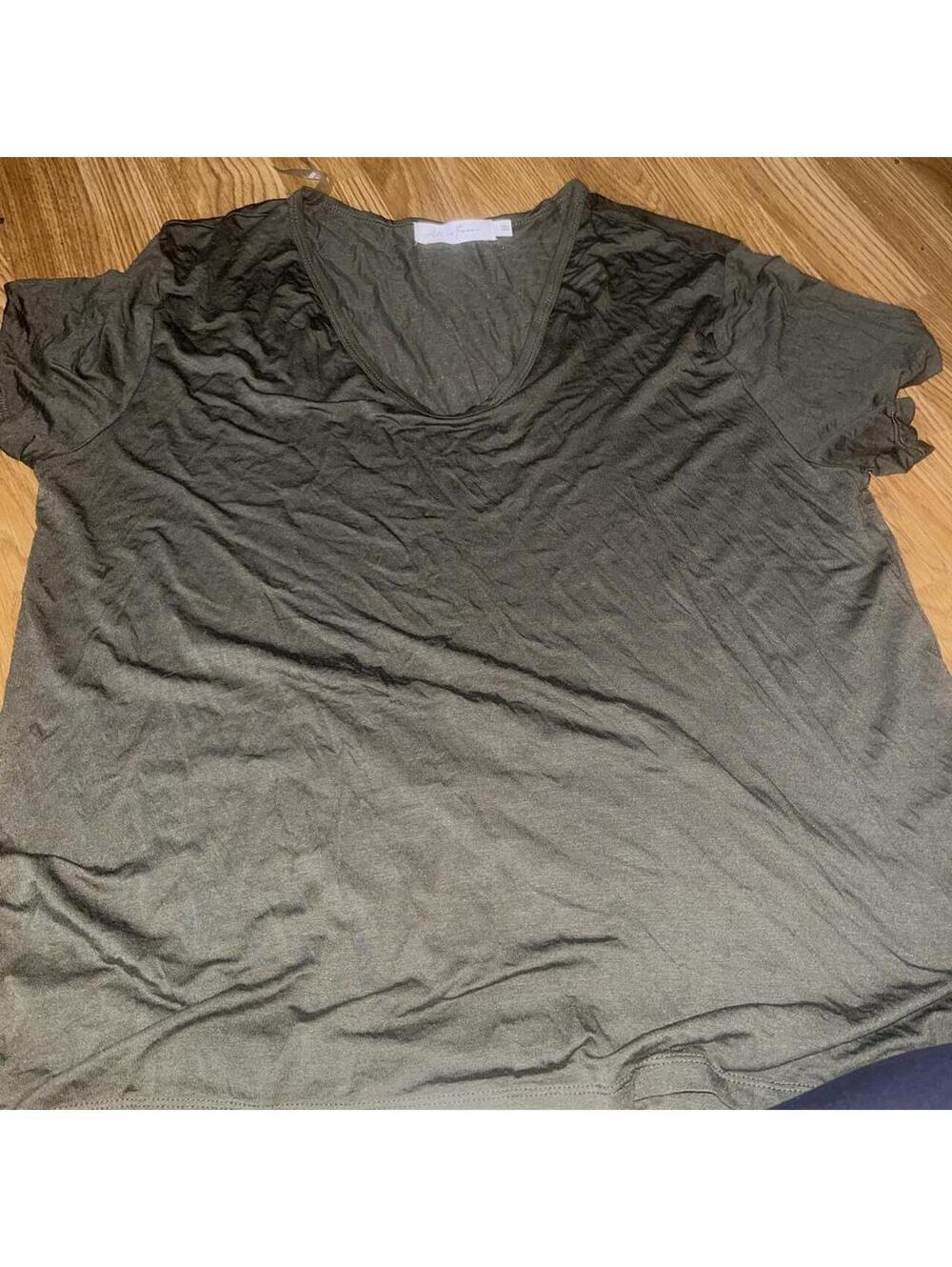 Women's Khaki and Green Tshirt